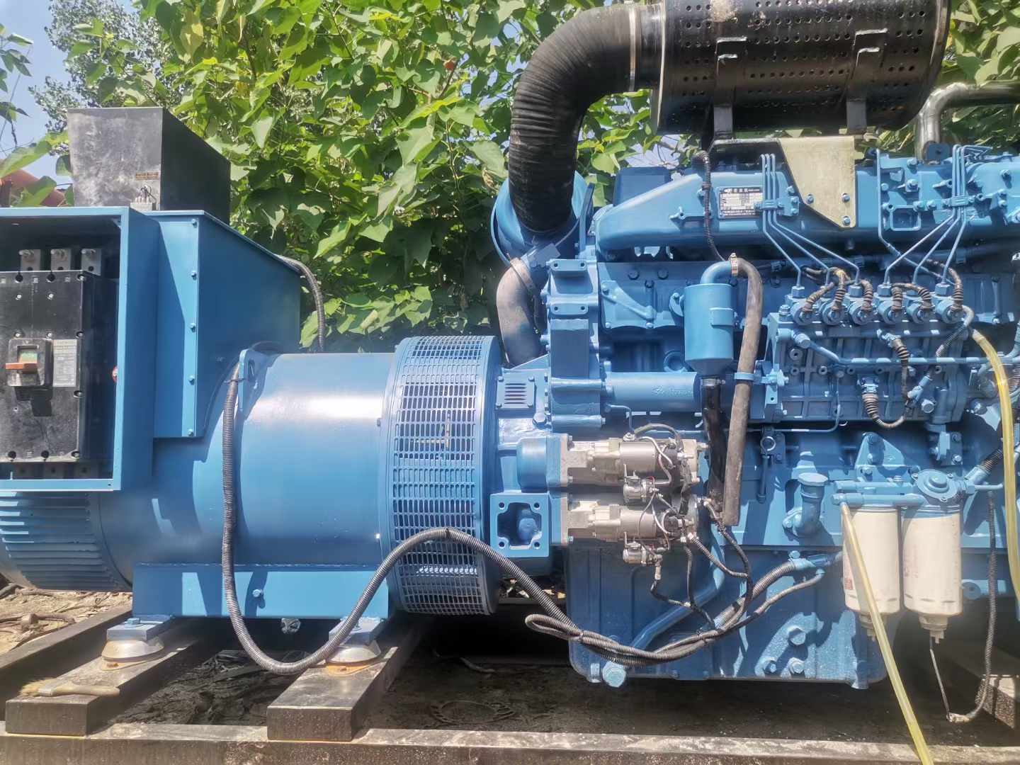 高邑详细说明降低 800kW 柴油发电机输出电流波动的方法
