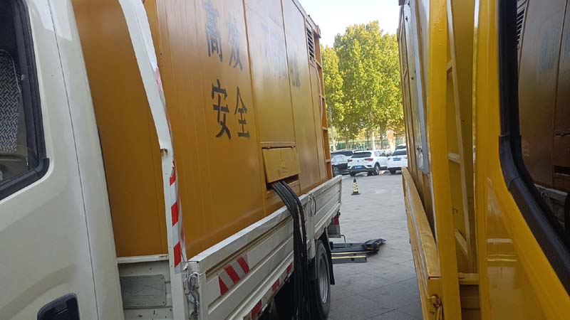 高邑如何判断柴油发电机组和UPS电源的切换时间是否符合要求？